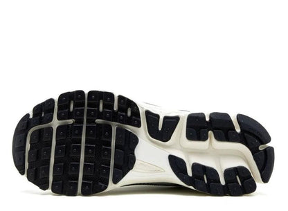 Nike Zoom Vomero 5 Photon Dust Metallic Silver (W) - pickUP