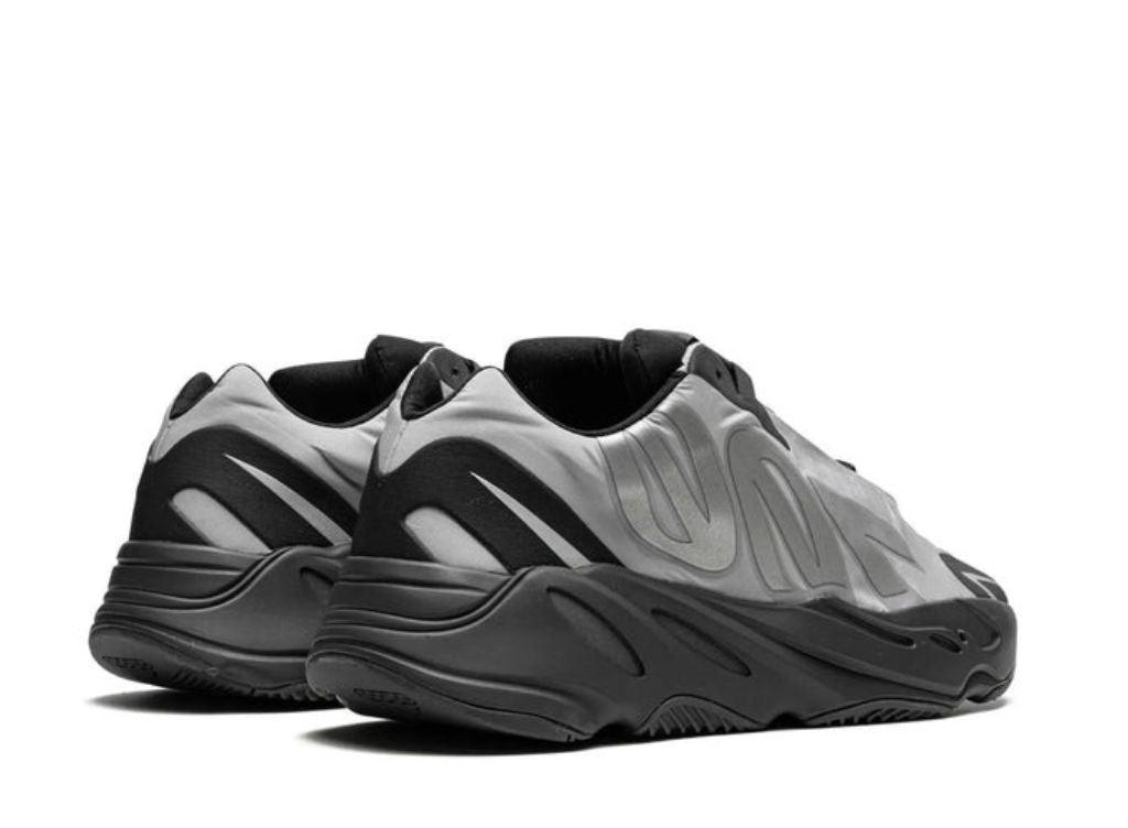 adidas Yeezy 700 MNVN Metallic - pickUP