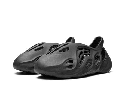 adidas Yeezy Foam RNNR Onyx - pickUP